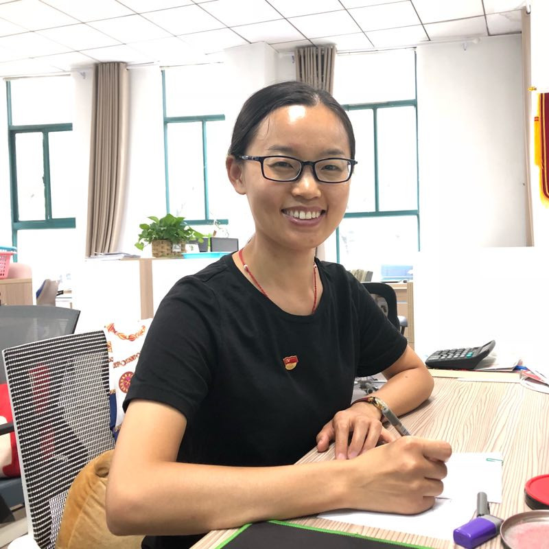 李静静
