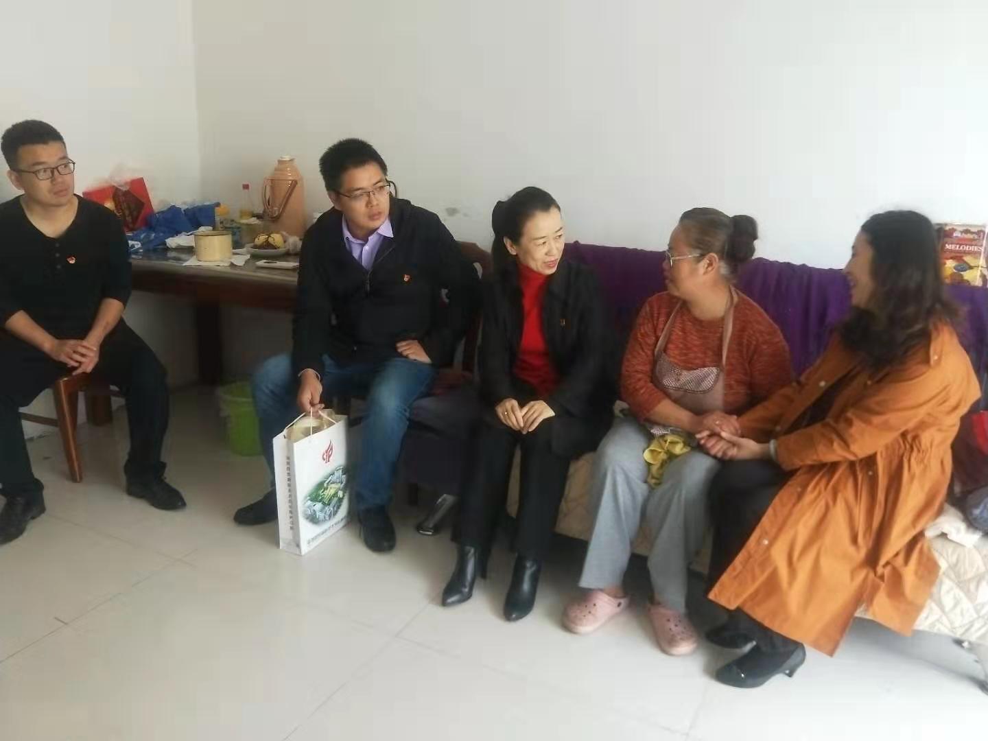 励赞党支部做实事好事