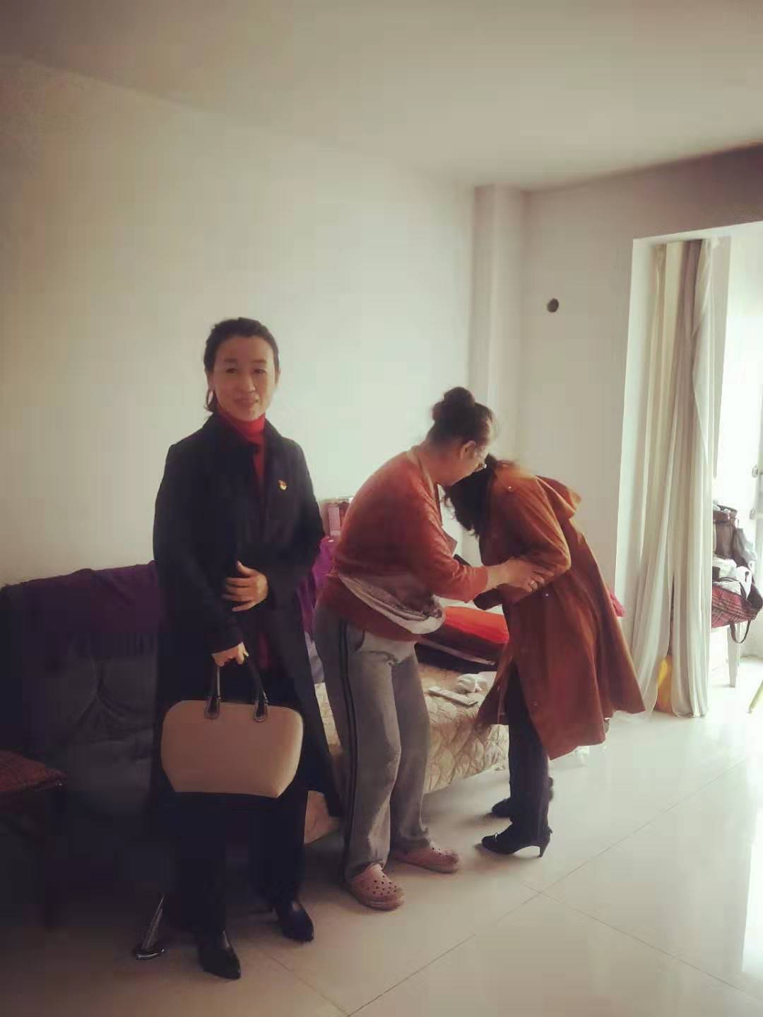 励赞党支部做实事好事