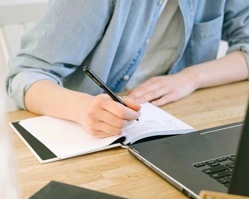 在企业参保和个人参保，企业退休养老金更高吗？哪种参保更划算？